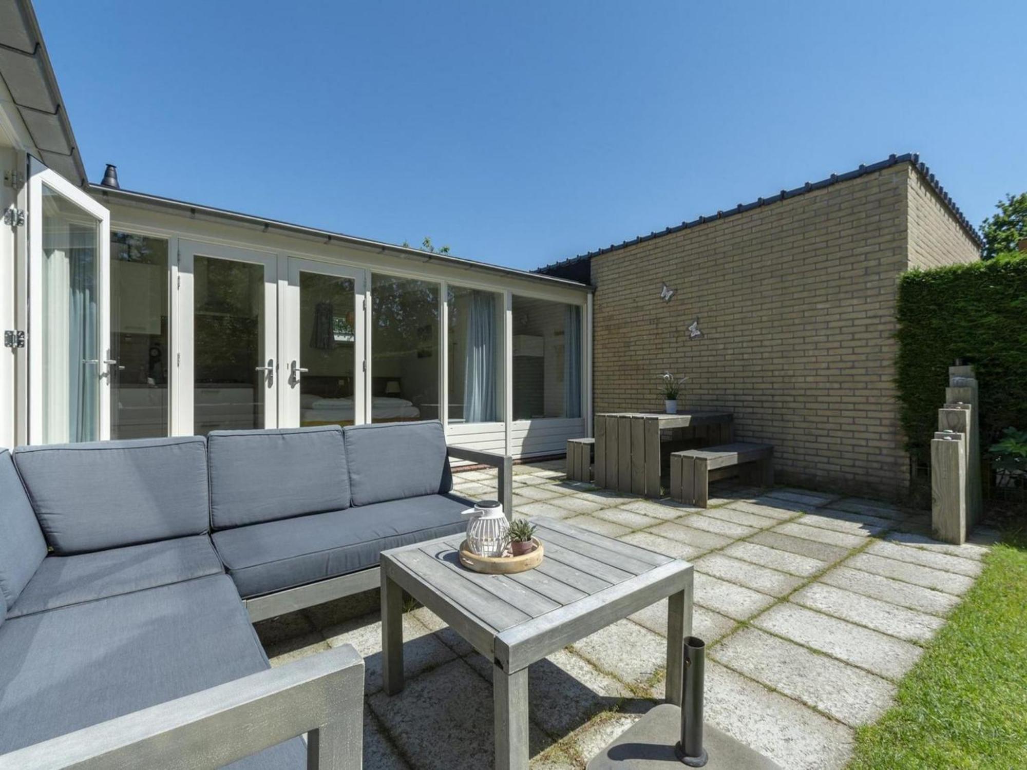 Cozy Bunglow With Garden Sint Maartensvlotbrug Экстерьер фото